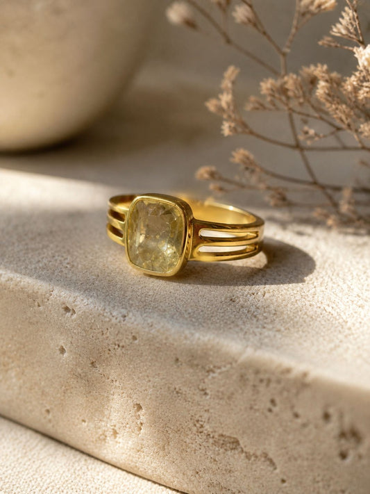 YELLOW SAPPHIRE (PUKHRAJ)